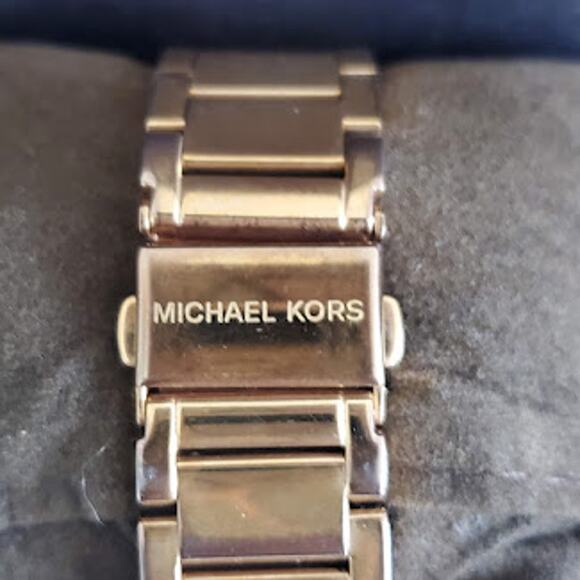 Michael Kors Women's Parker Rose Gold Chronograph Watch with Crystals MK5491 - Picture 11 of 12